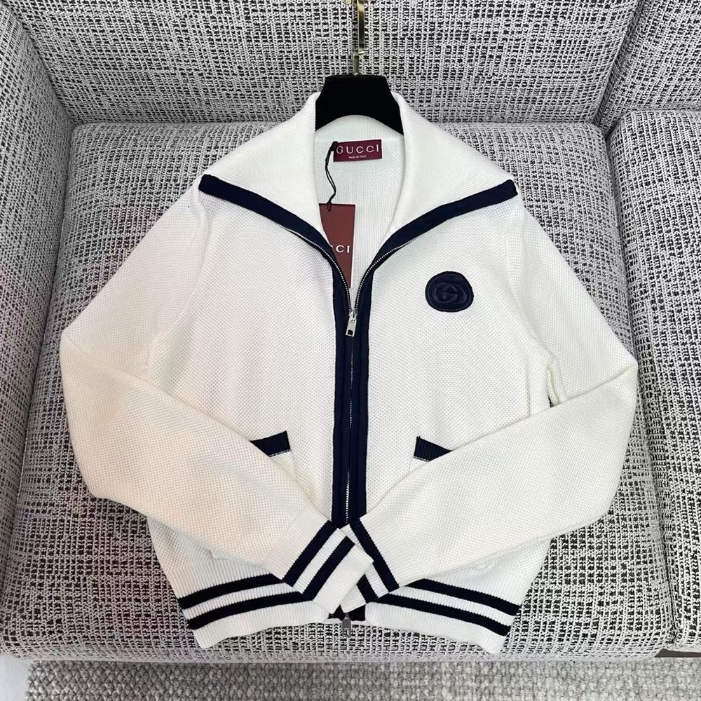 Gucci White and Black Zip-Up Jacket